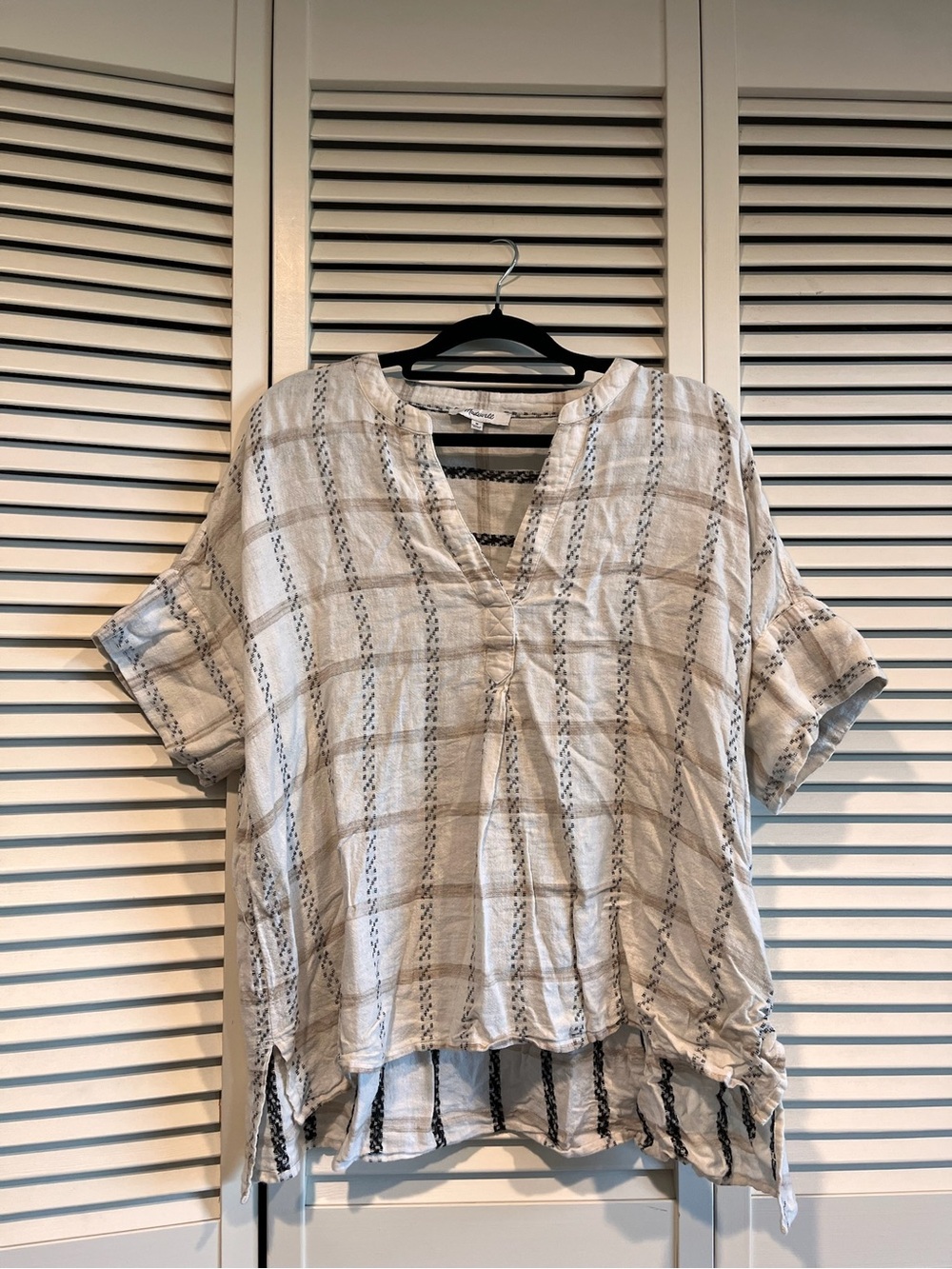 Madewell Cream Plaid V-Neck Short Sleeve Tunic